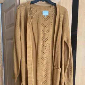 Cute mustard cardigan with pockets